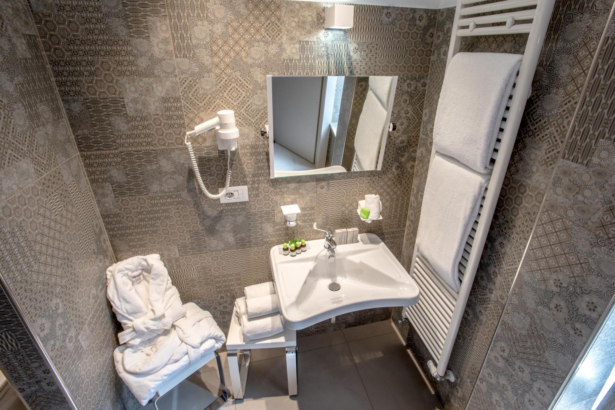 Uve Rooms & Wine Bar La Morra Ngoại thất bức ảnh