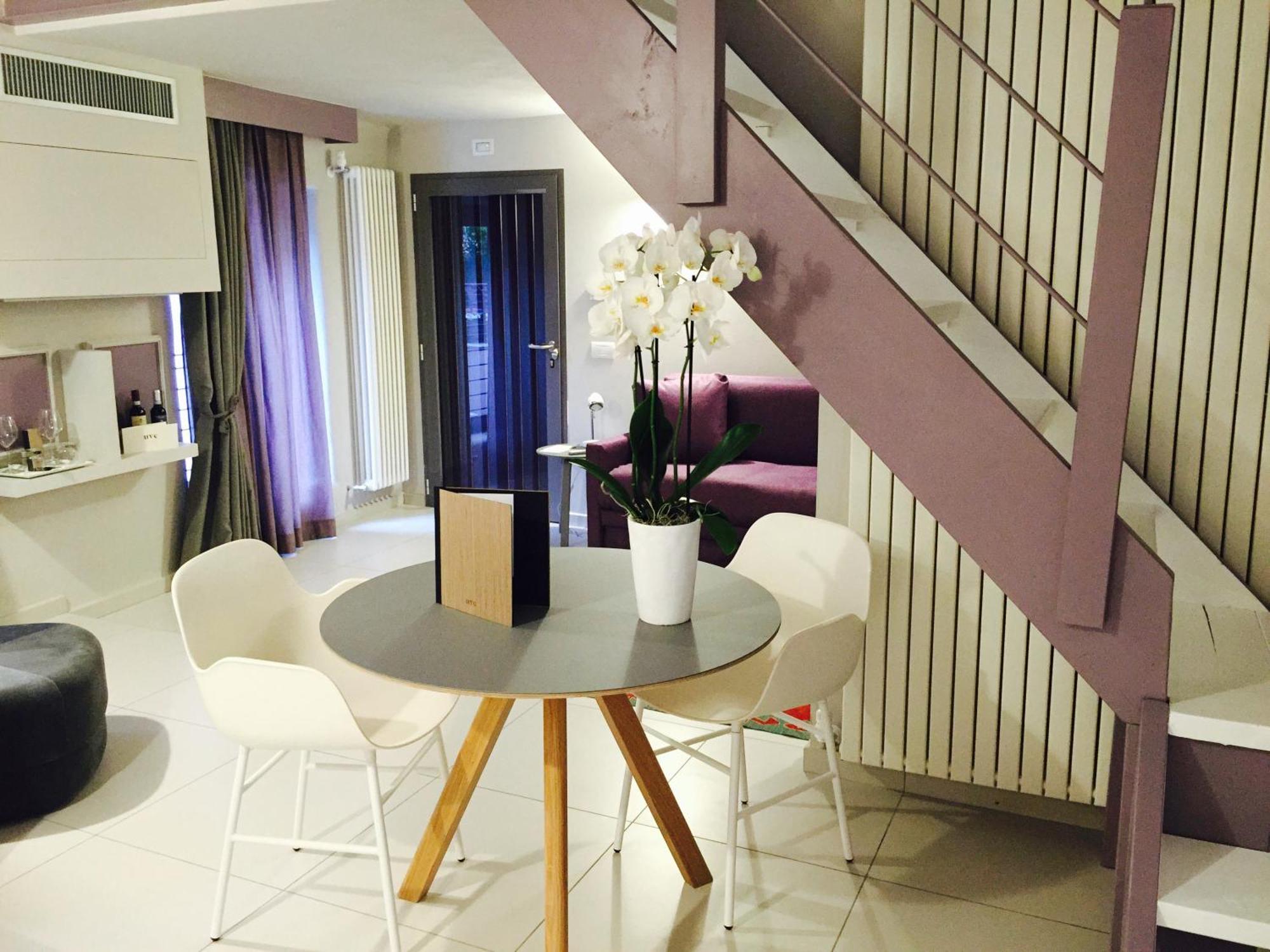 Uve Rooms & Wine Bar La Morra Ngoại thất bức ảnh