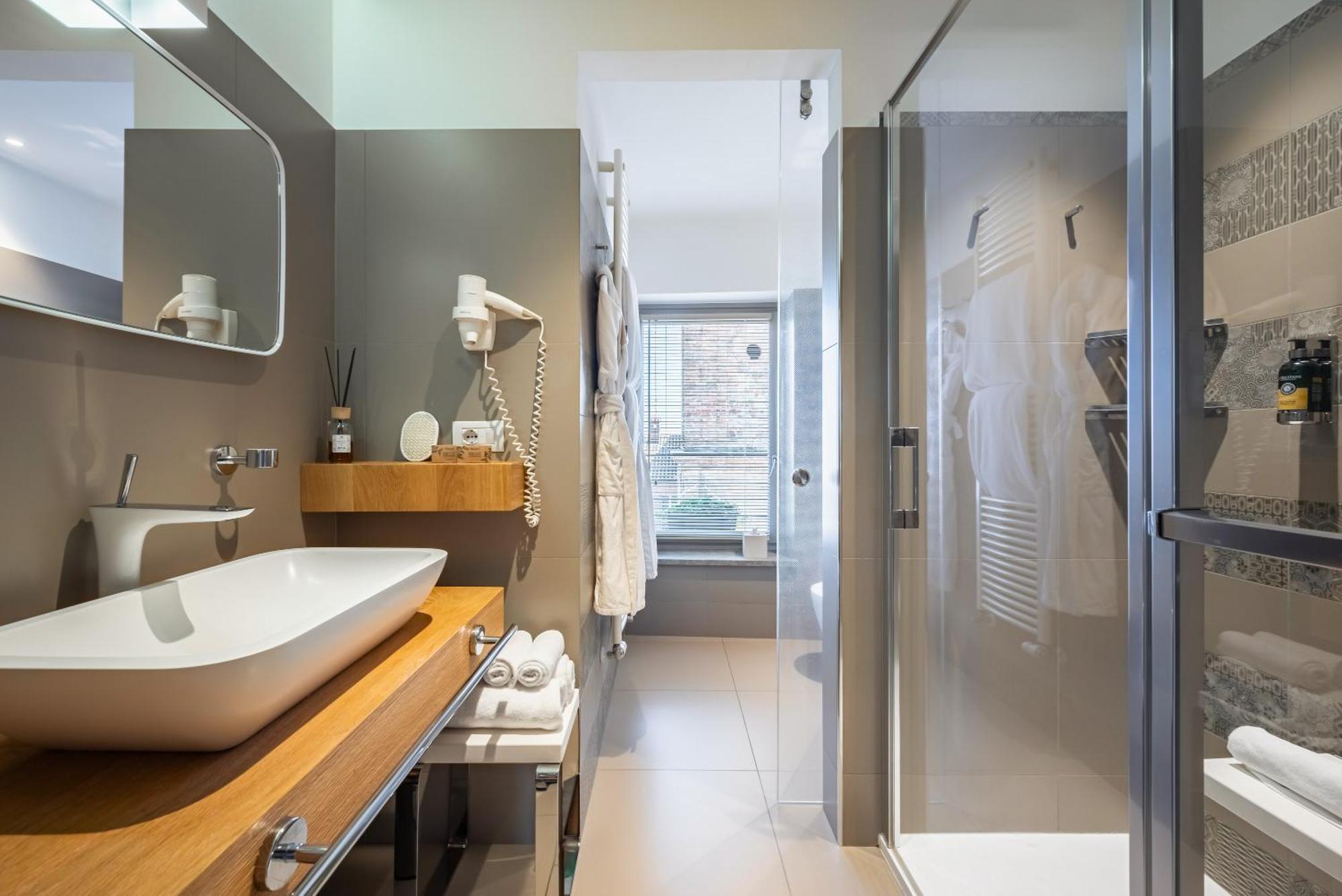 Uve Rooms & Wine Bar La Morra Ngoại thất bức ảnh