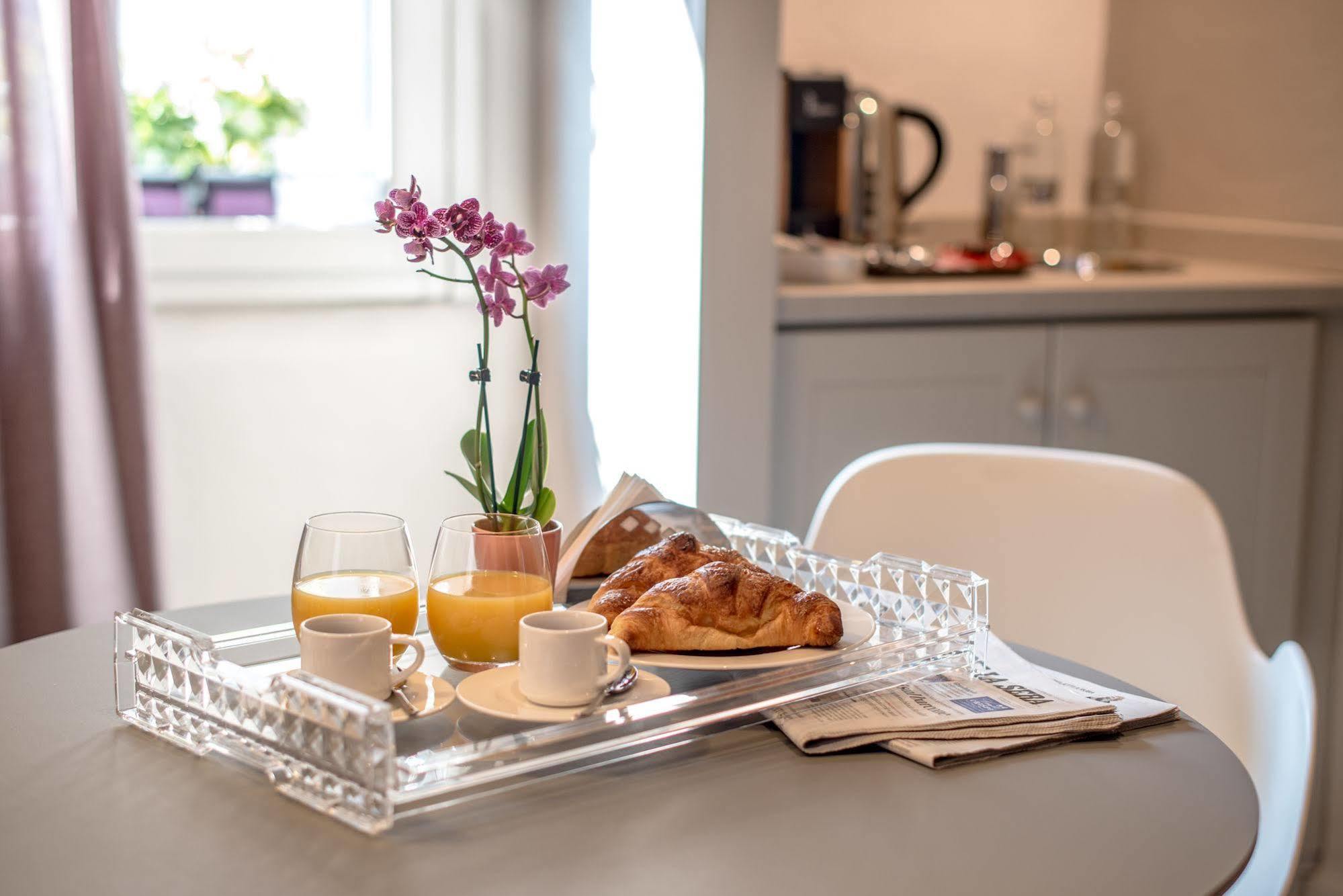 Uve Rooms & Wine Bar La Morra Ngoại thất bức ảnh