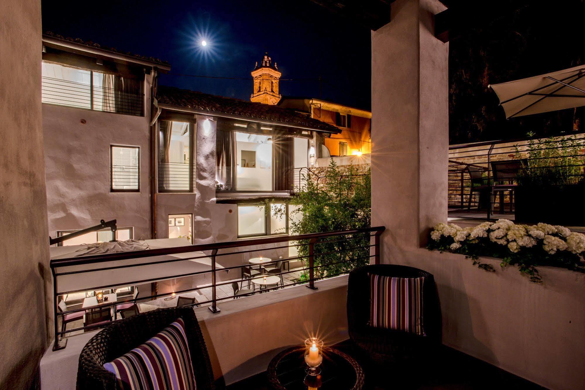 Uve Rooms & Wine Bar La Morra Ngoại thất bức ảnh