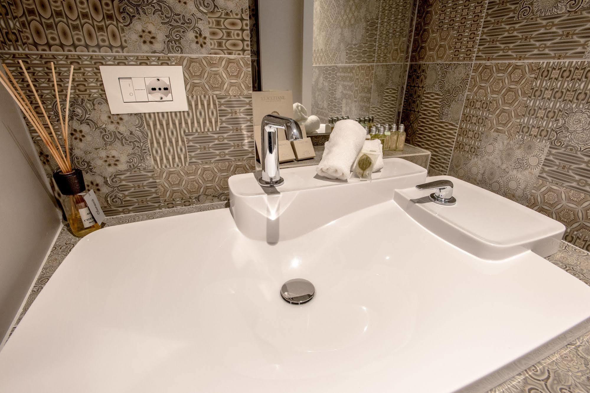 Uve Rooms & Wine Bar La Morra Ngoại thất bức ảnh