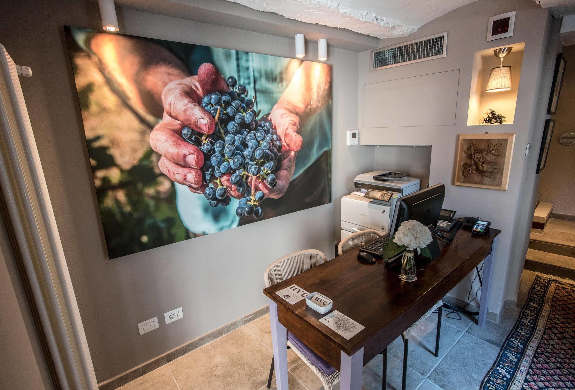 Uve Rooms & Wine Bar La Morra Ngoại thất bức ảnh